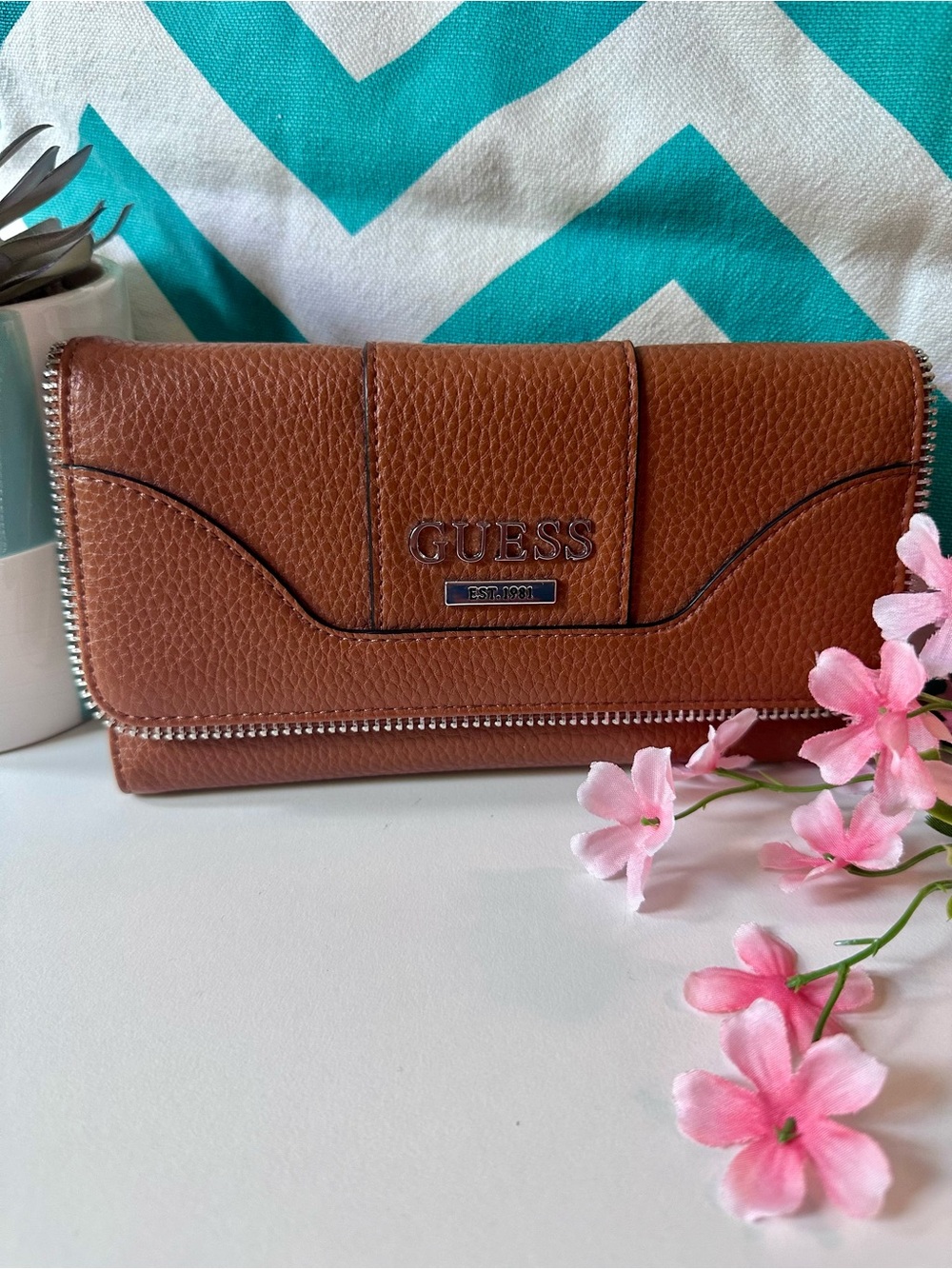 GUESS Brown Pebbled Leather Continental Wallet with Silver Zip-NWOT
